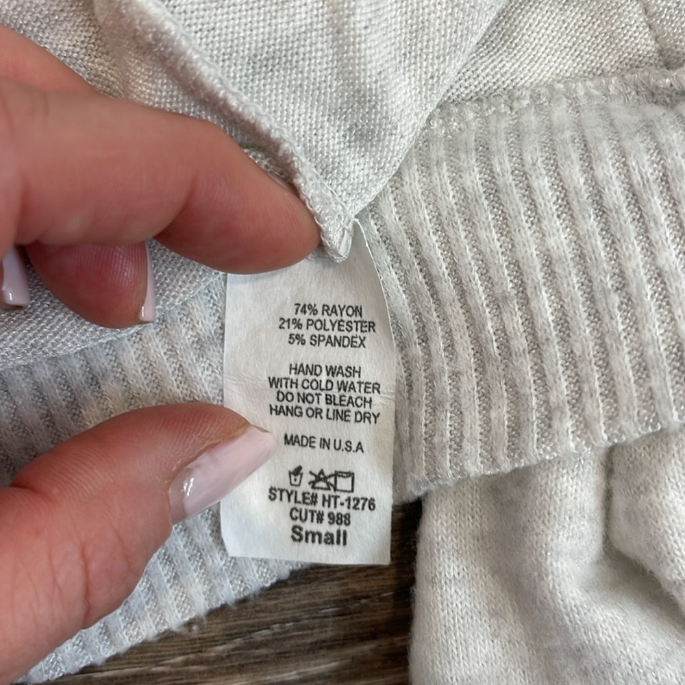 Ruby & Jenna Color Block Hooded Full Zip Crop Siz… - image 5